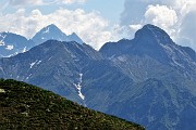 31 Zoom verso (da dx) Pegherolo e Pizzo del Diavolo